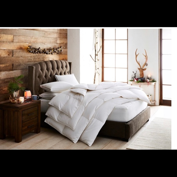 Charter Club bedding down comforter size queen - Picture 2 of 9